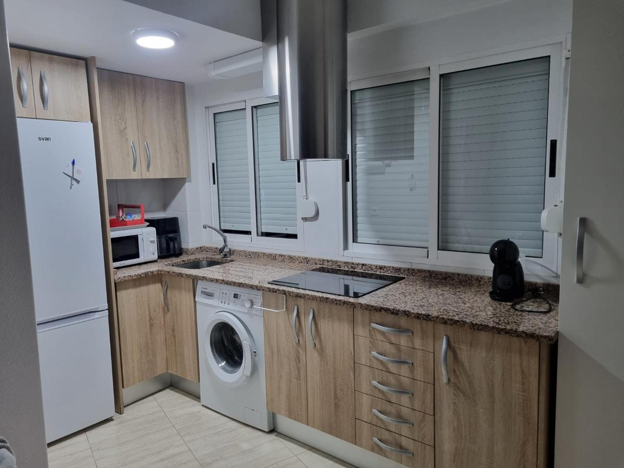 Nuevo Apartamento En Benidorm Bagian luar foto